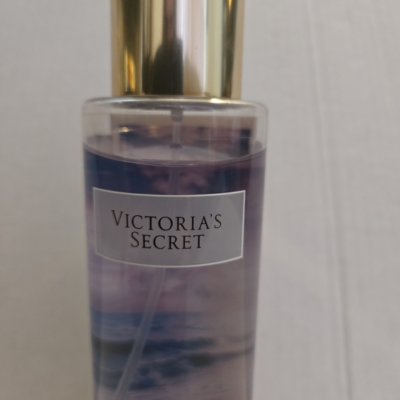 Victoria's Secret Other - Victoria's Secret Beach Bloom Discontinued Body Mist